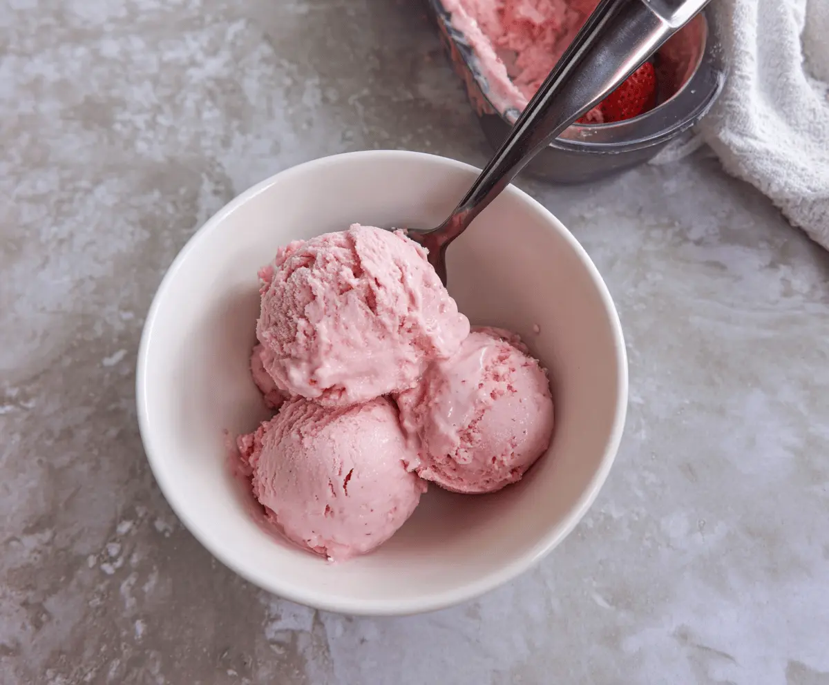 Easy 3-Ingredient Keto Strawberry Ice Cream