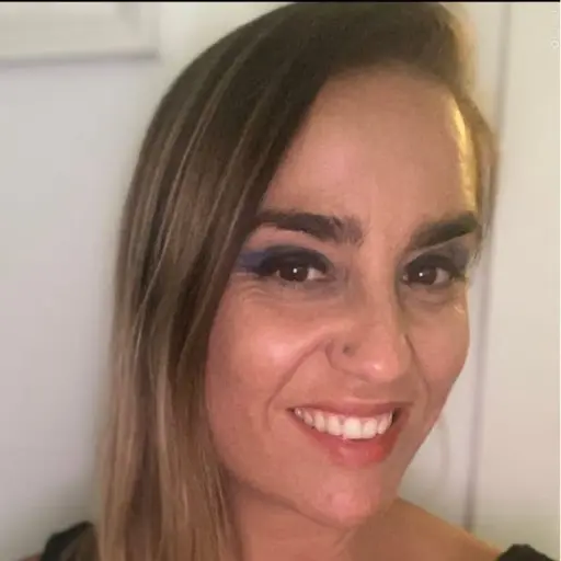 Karen — Editor at Yummy With Lilia